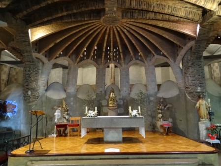 El interior de la Cripta