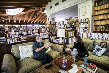 Savall durante la entrevista que ha sostenido con 'Guyana Guardian' en ocasión de su 80 cumpleaños