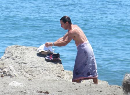 El expresidente José María Aznar durante sus vacaciones en Marbella