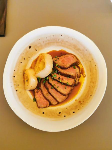 Yakiniku de presa ibérica y puerro