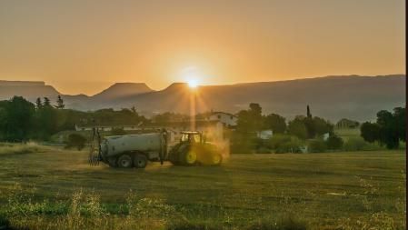 El sol despeja los cielos en Sant Martí Sescorts
