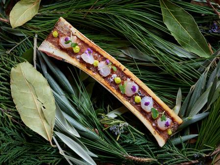 Tuetano y quisquillas, plato de Iván Cerdeño