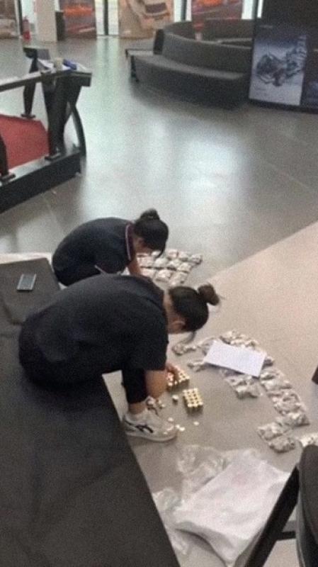 20 empleados tuvieron que contar las monedas una a una