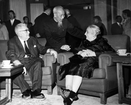 Junto al líder vietnamita Ho Chi Minh en Moscú en los años sesenta.