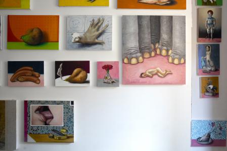 Algunas de las obras que el pintor está ultimando para su próxima exposición en la galería Mark Straus de Nueva York