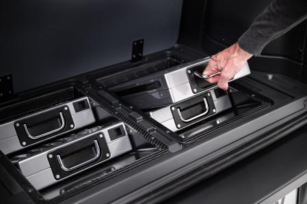 City One, el coqueto y asequible coche eléctrico con baterías intercambiables.