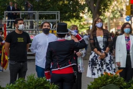 La mesa del Parlament durante la ofrenda floral el 11 de septiembre