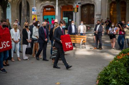 Ofrenda floral del PSC durante la Diada de Catalunya