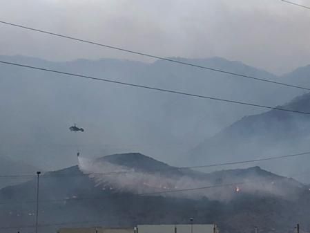 Lucha contra el fuego entre Casares y Estepona, los focos de la zona oeste.