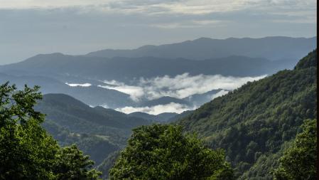 Paisaje en torno a Sant Martí d'Ogassa.