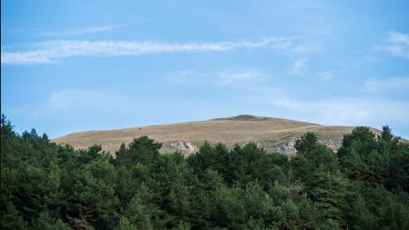 Paisaje en torno a Sant Martí d'Ogassa.