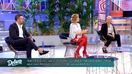 Agatha Ruiz de la Prada se sentó en la silla de los colaboradores de 'Sábado deluxe' como una más