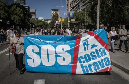 Manifestantes procedentes de la Costa Brava han levantado también su voz