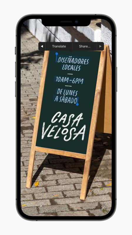 La traducción en vivo se puede hacer en fotos