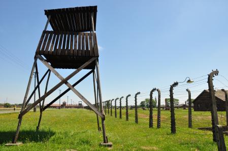 Antigua torre de vigilancia de Auschwitz