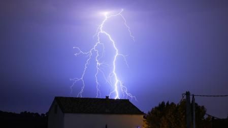 Noche de rayos en Viladellops.
