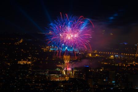 Vista del Piromusical desde el Tibidabo.
