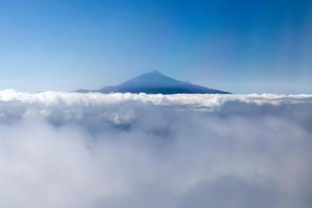 A view from an aircraft shows the Teide volcano in Tenerife, near the Canary Island of La Palma, Spain September 23, 2021. REUTERS/Jon Nazca