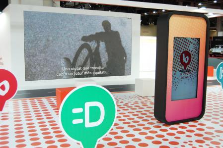 La innovadora 'app' de movilidad Smou te ofrece parking gratis en el salón.