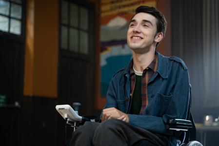 Isaac, interpretado por George Robinson, otro de los damnificados.