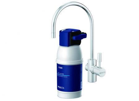 Grifo de agua independiente con filtro para 12 meses BRITA mypure P1