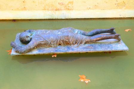 'Ofelia ahogada', en los jardines de Villa Cecilia de Barcelona.