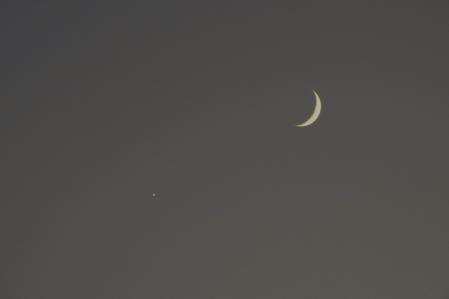 Luna y Venus al atardecer en Mijas.