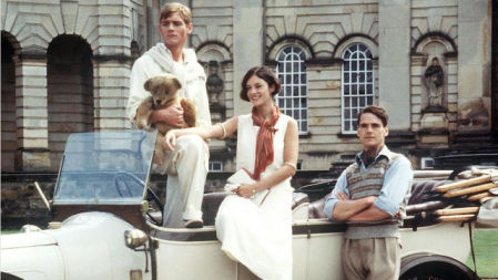 Sebastian, Julia y Charles, los tres protagonistas de la serie