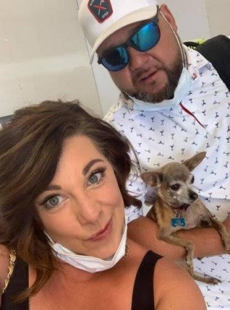 Finalmente la pareja pudo reencontrarse con su perrita al final de las vacaciones