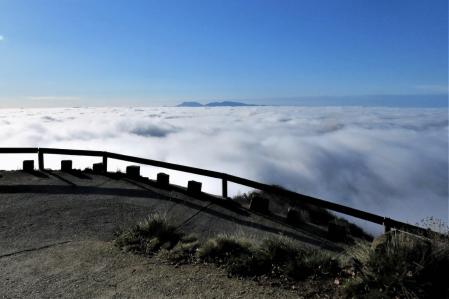 Los mares de niebla de Serragrenyada.