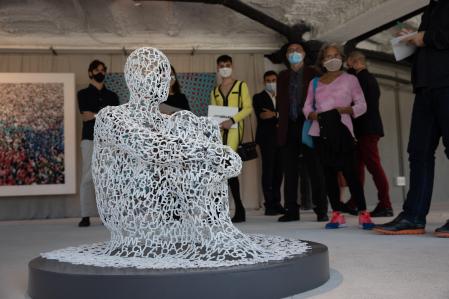 “ Un  por 9 galerias de arte.
 de la ciudad” reúne mas de 40 obras de 25 aartistas.  con el objetivo de atraer inversores y coleccionistas