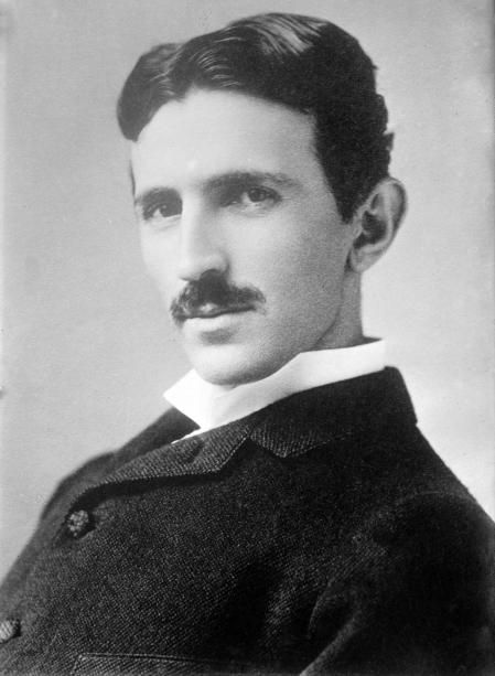 Serbian-American inventor and engineer Nikola Tesla (1856 - 1943) aged 34, circa 1890.  Photograph by Napoleon Sarony (Photo courtesty Library of Congress/Getty Images)