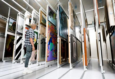 Guardado y a la vista. De las seis reservas de que dispone el Depot, dos están dedicadas a la pintura y situadas en las plantas nobles