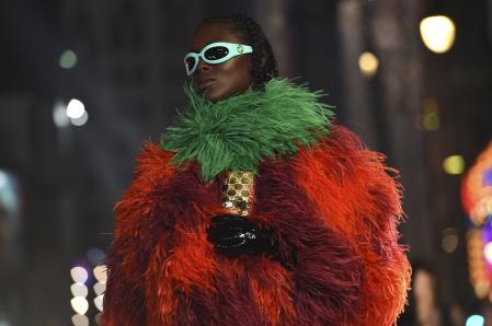 Desfile 'Love Parade' de Gucci en pleno Paseo de la Fama