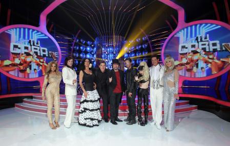 Foto de grupo de la primera edición del programa en 2011