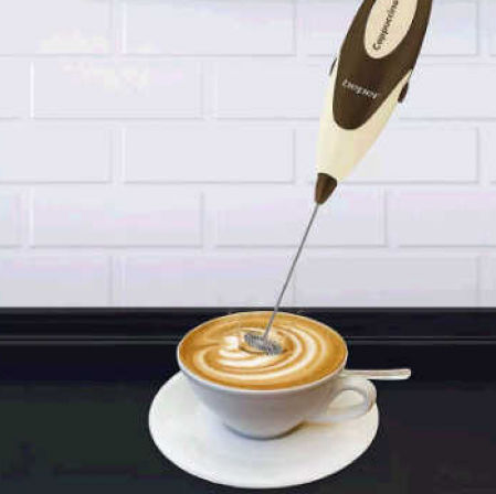 Espumador de leche con batería