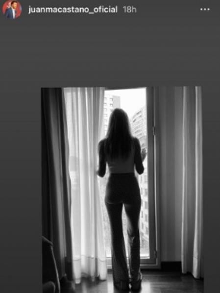 Juanma Castaño compartía una imagen de su pareja a través de sus Stories en Instagram.