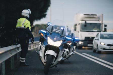 Las policías municipales, que dependen de los ayuntamientos, tienen competencias en materia de tráfico&nbsp;
