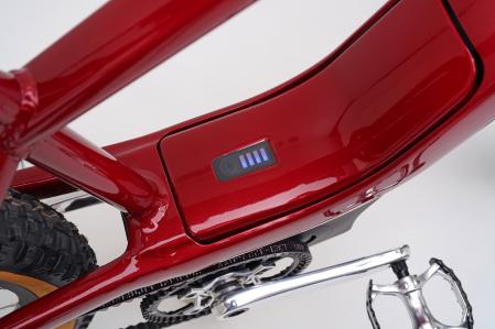 El cuadro de aluminio integra el motor central