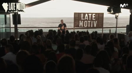 Andreu Buenafuente, durante su monólogo de 'Late motiv' en La Palma