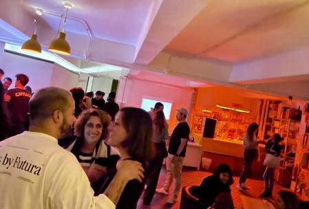 Fiesta de presentación del segundo libro de la diseñadora Verònica Fuerte, fundadora y directora creativa de Hey Studio, en el 22@