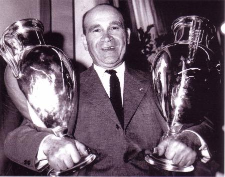 Béla Guttmann, doble campeón de Europa con el Benfica