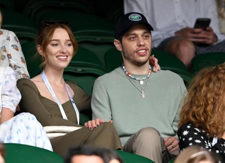 La última relación conocida de Pete Davidson fue con la actriz británica Phoebe Dynevor
('Bridgerton')