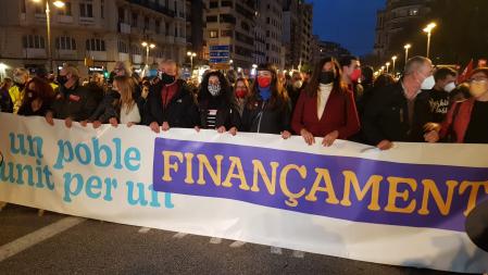 Cabecera de la manifestación de València