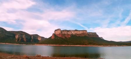 Otoño en el pantano de Sau.