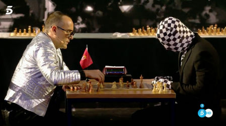 El Rey Enigma ha dejado sin palabras al jurado del programa de Telecinco