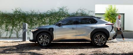 El Toyota bZ4X llegará al mercado en 2022