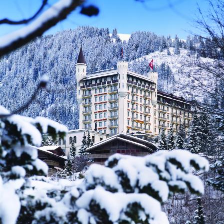 Gstaad Palace Winter Aussenansicht
