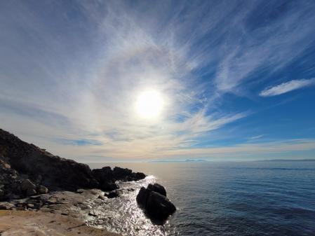 Halo solar en la playa de Roses.