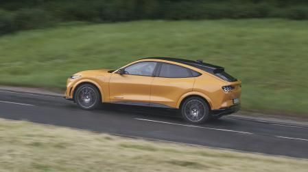 El Mustang Mach-E GT tiene un precio de partida en España de 72.755 euros